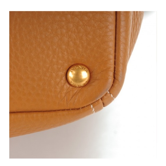 Authentic Prada Vitello Daino Side Pocket Tote in Caramel with long strap - Picture 13 of 16